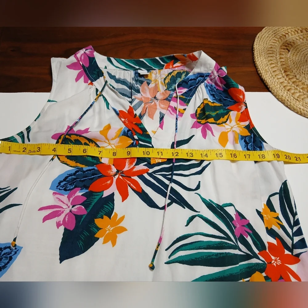 Old Navy Tropical Print Sleeveless‎ Dress